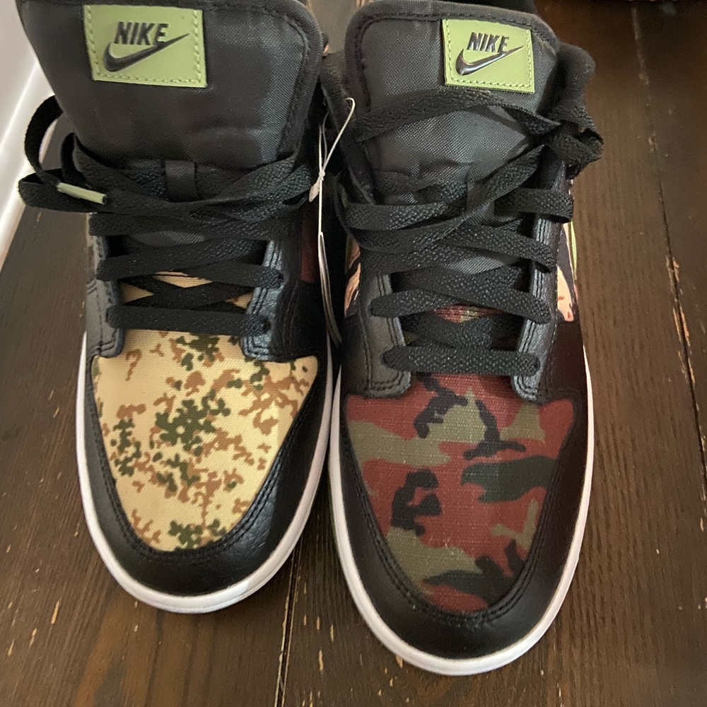 Nike Low Dunks for sale
